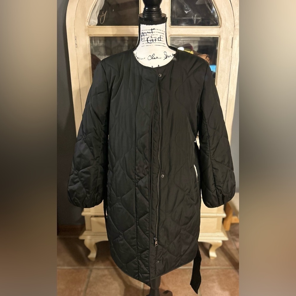 Banana Republic Water-Resistant Quilted Coat NWOT - Picture 6 of 9